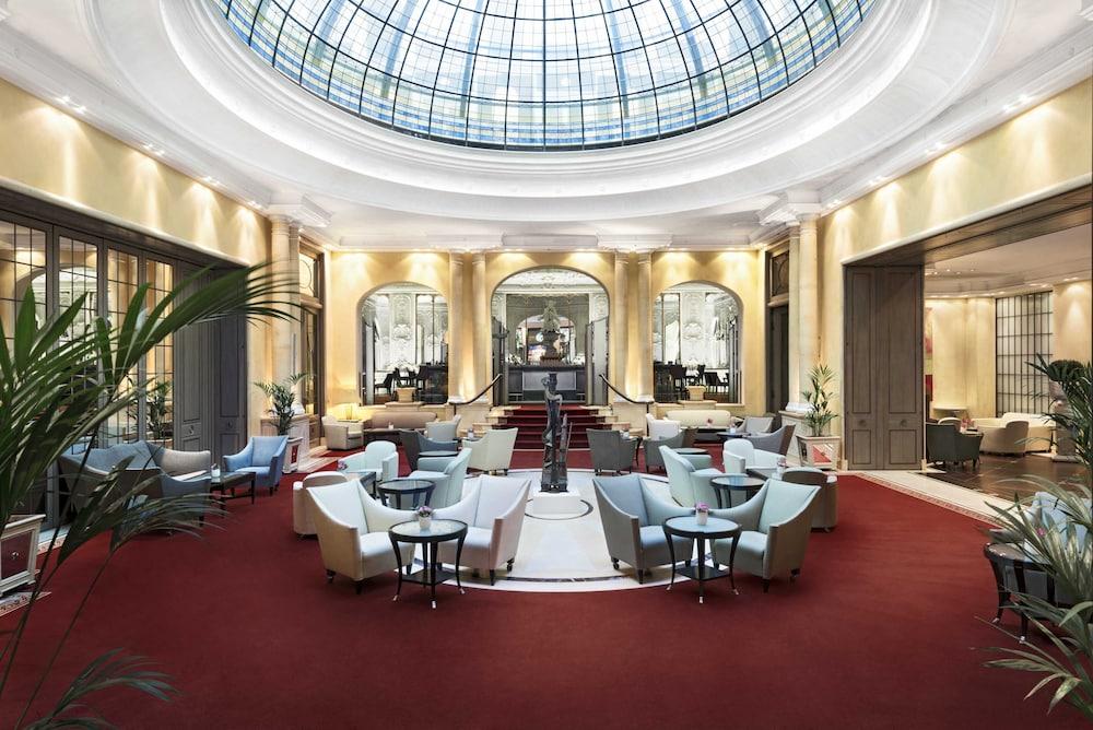 Hotel Bayerischer Hof Monachium Zewnętrze zdjęcie The lobby
