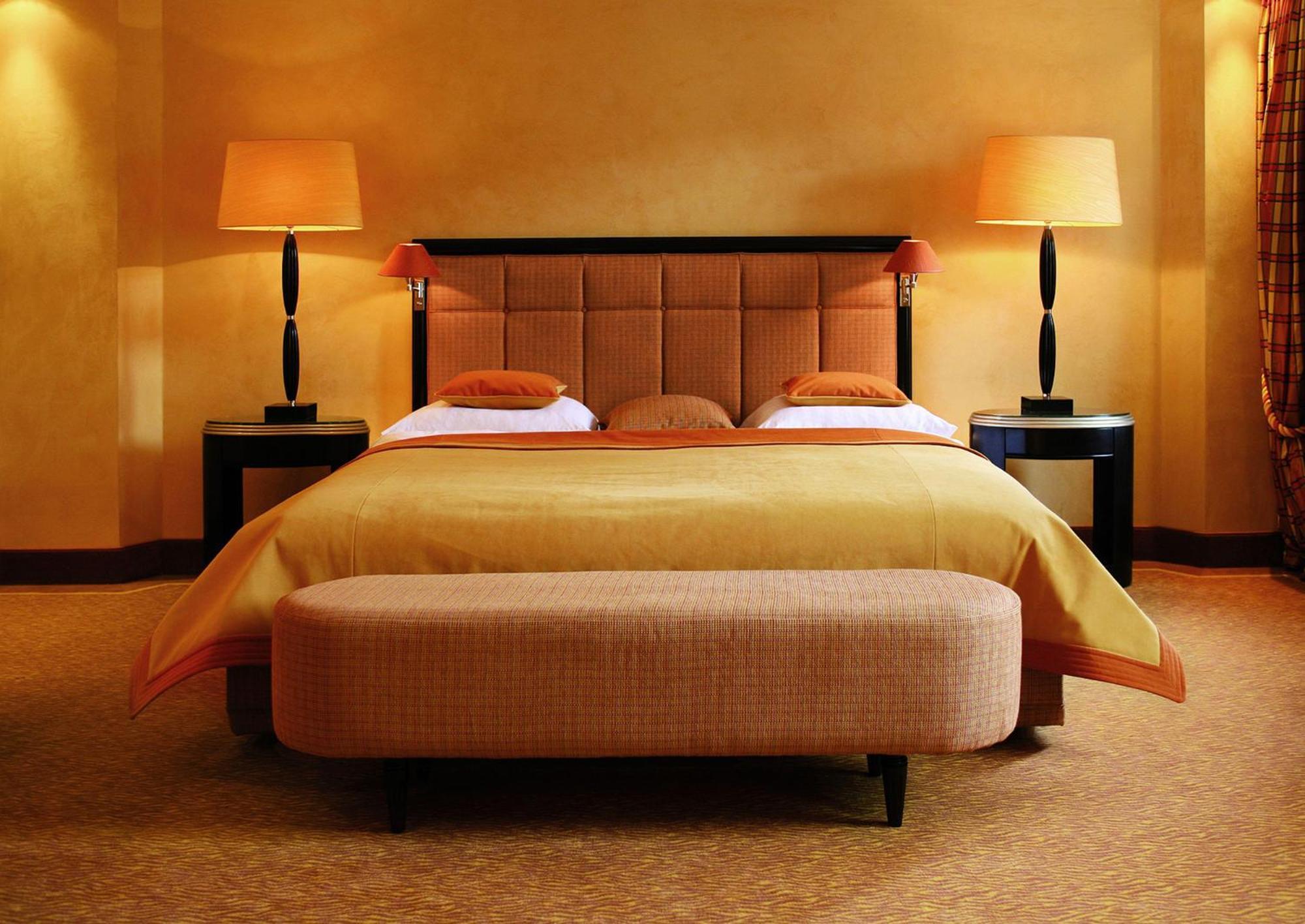 Hotel Bayerischer Hof Monachium Pokój zdjęcie A bedroom