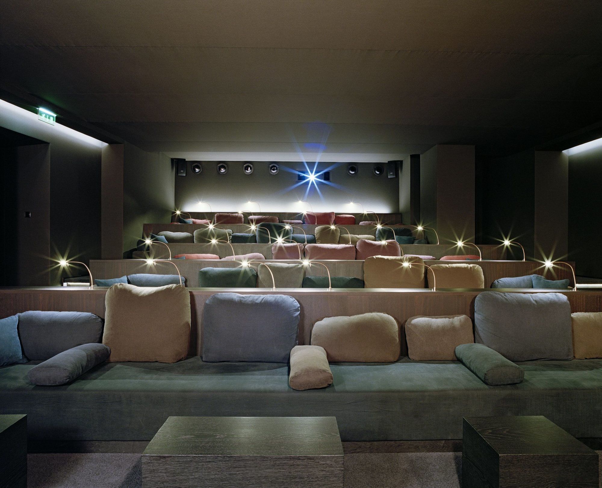 Hotel Bayerischer Hof Monachium Udogodnienia zdjęcie The cinema