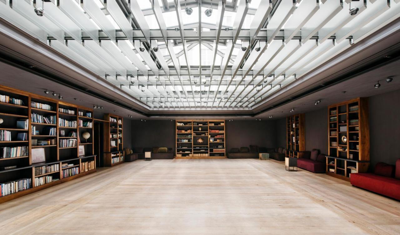 Hotel Bayerischer Hof Monachium Zewnętrze zdjęcie Library